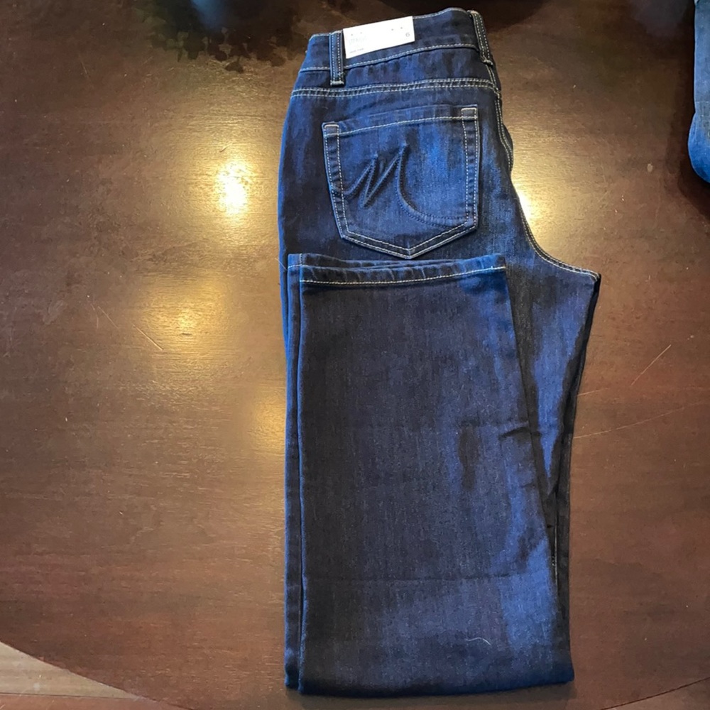 Maurice’s straight leg jean.